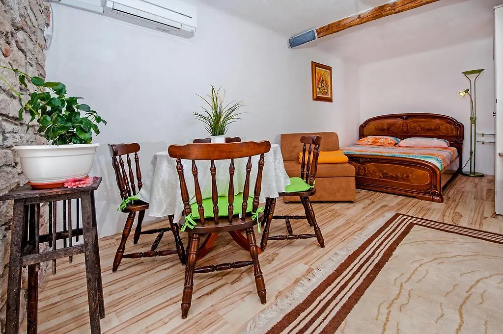 Apartment Sani Rovinj 0*,  Croatia