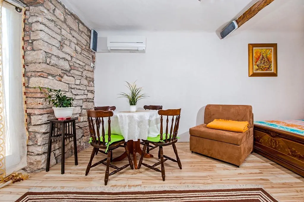 Apartment Sani Rovinj 0*,  Croatia