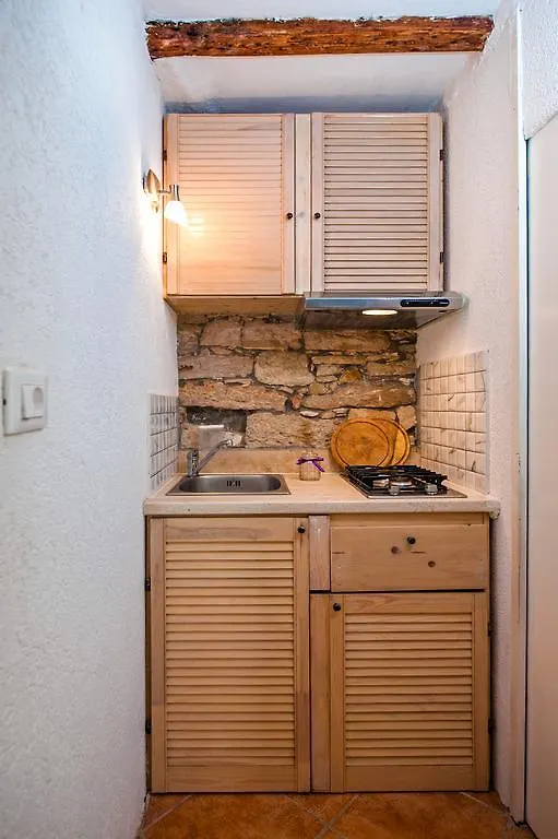 Apartment Sani Rovinj 0*,